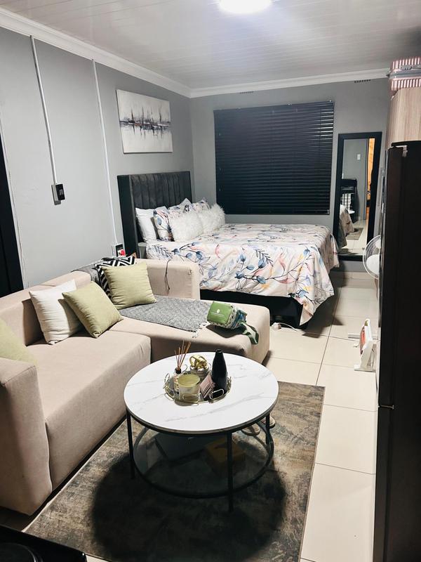 To Let 1 Bedroom Property for Rent in Chiawelo Gauteng