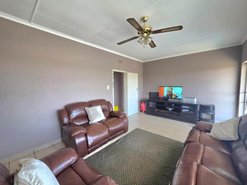 2 Bedroom Property for Sale in Elspark Gauteng