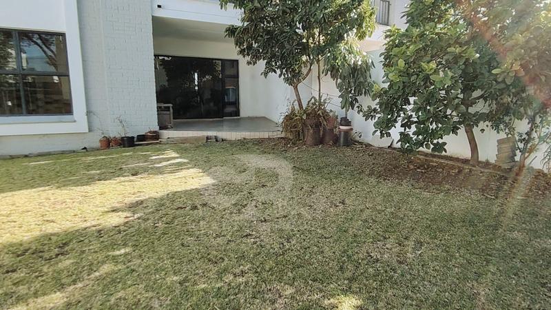 To Let 3 Bedroom Property for Rent in Greenstone Hill Gauteng