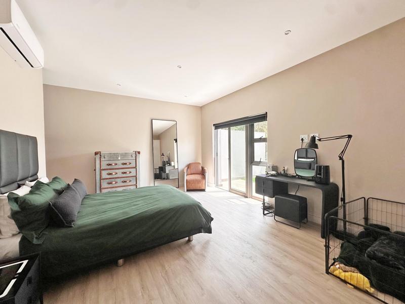 To Let 4 Bedroom Property for Rent in Bryanston Gauteng