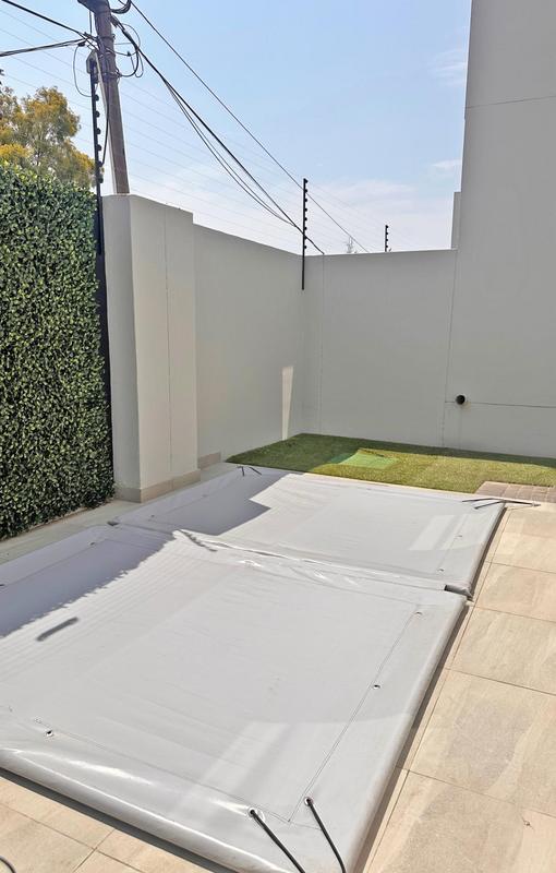 To Let 4 Bedroom Property for Rent in Bryanston Gauteng