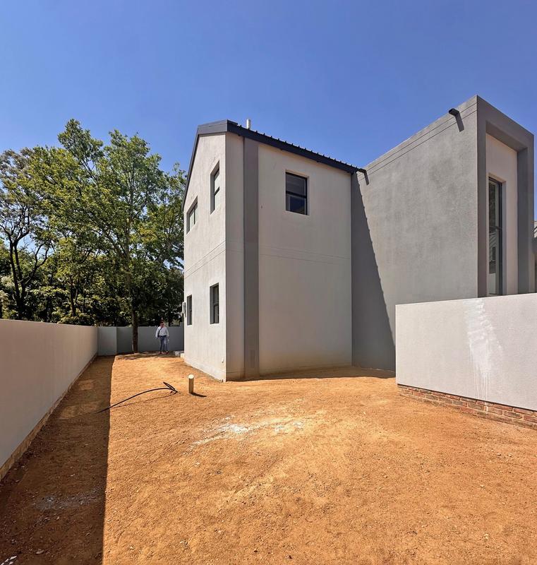 3 Bedroom Property for Sale in Bryanston Gauteng