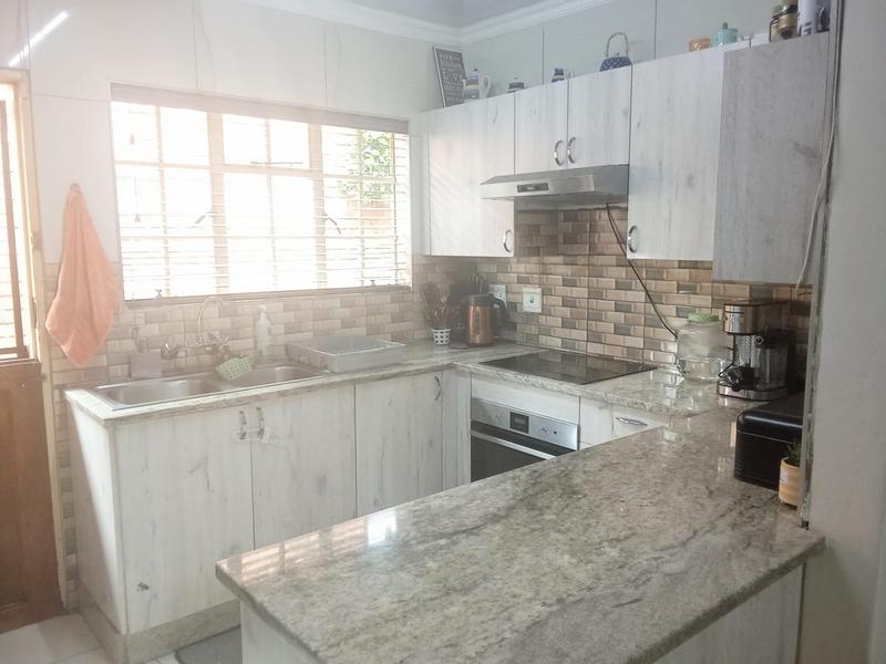 2 Bedroom Property for Sale in Noordwyk Gauteng