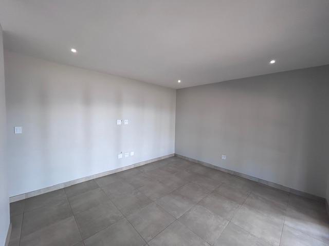 2 Bedroom Property for Sale in Faerie Glen Gauteng
