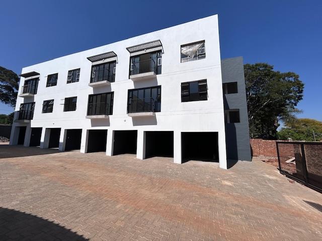 2 Bedroom Property for Sale in Faerie Glen Gauteng