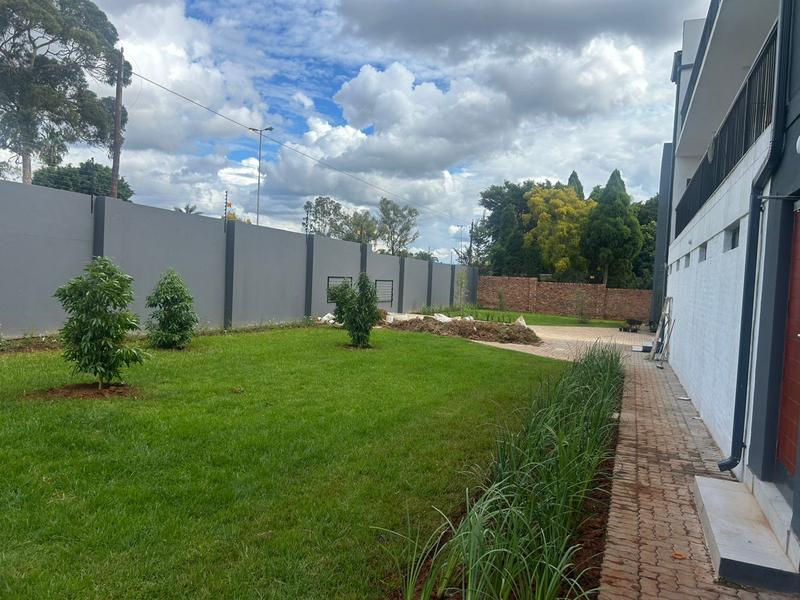 2 Bedroom Property for Sale in Faerie Glen Gauteng
