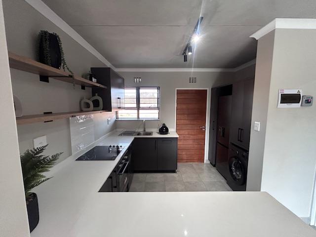 2 Bedroom Property for Sale in Sinoville Gauteng