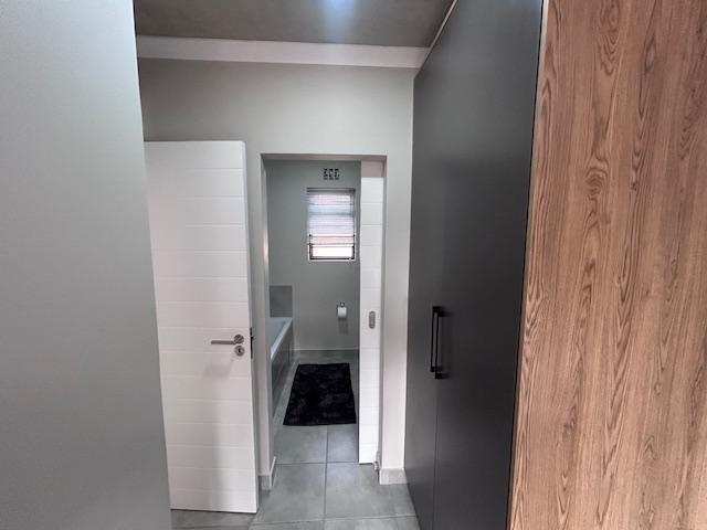 2 Bedroom Property for Sale in Sinoville Gauteng