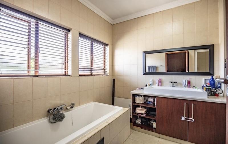 4 Bedroom Property for Sale in Six Fountains Residential Estate Gauteng
