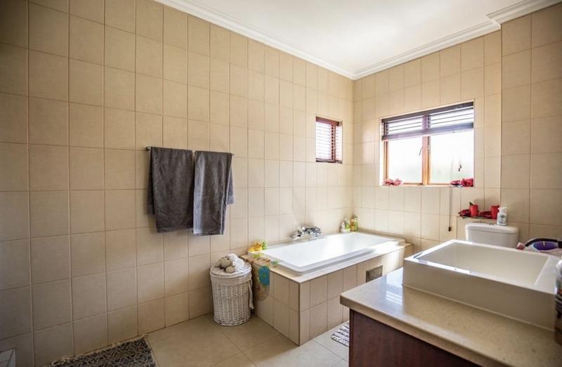 4 Bedroom Property for Sale in Six Fountains Residential Estate Gauteng