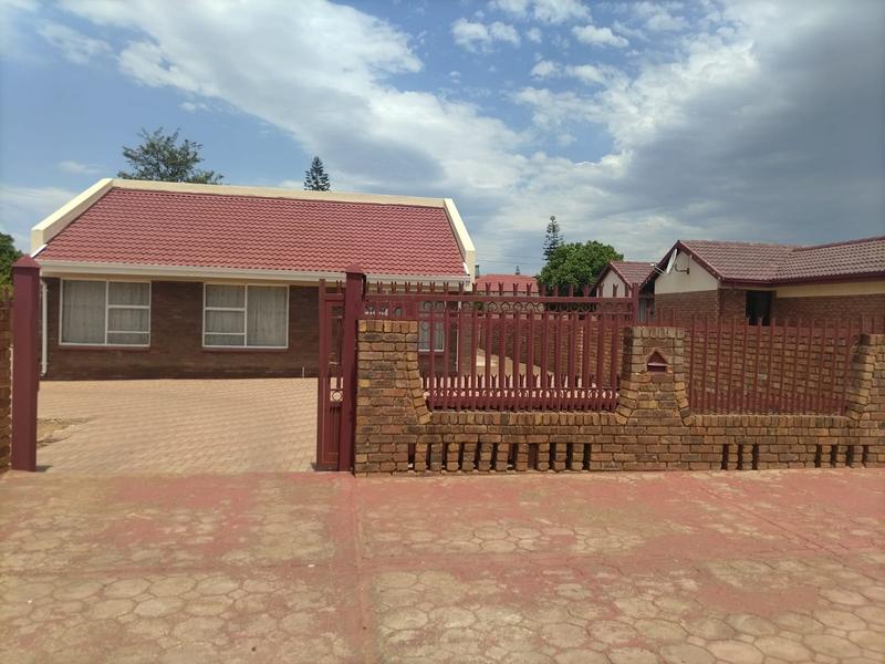 3 Bedroom Property for Sale in Soshanguve Gauteng