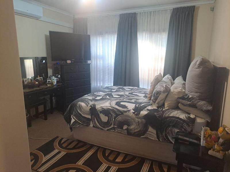 3 Bedroom Property for Sale in Vanderbijlpark SW 5 Gauteng