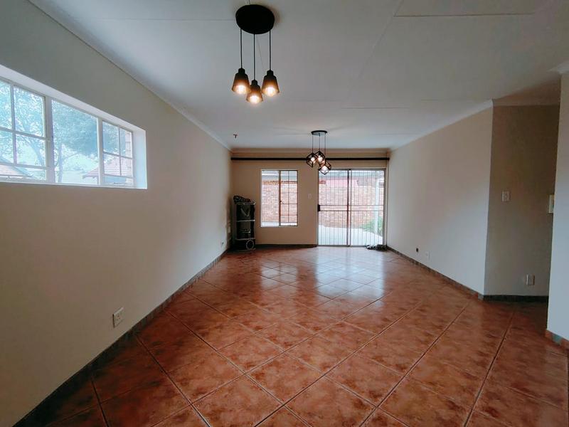 3 Bedroom Property for Sale in Wierdaglen Estate Gauteng