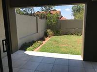 2 Bedroom Property for Sale in Barbeque Downs Gauteng