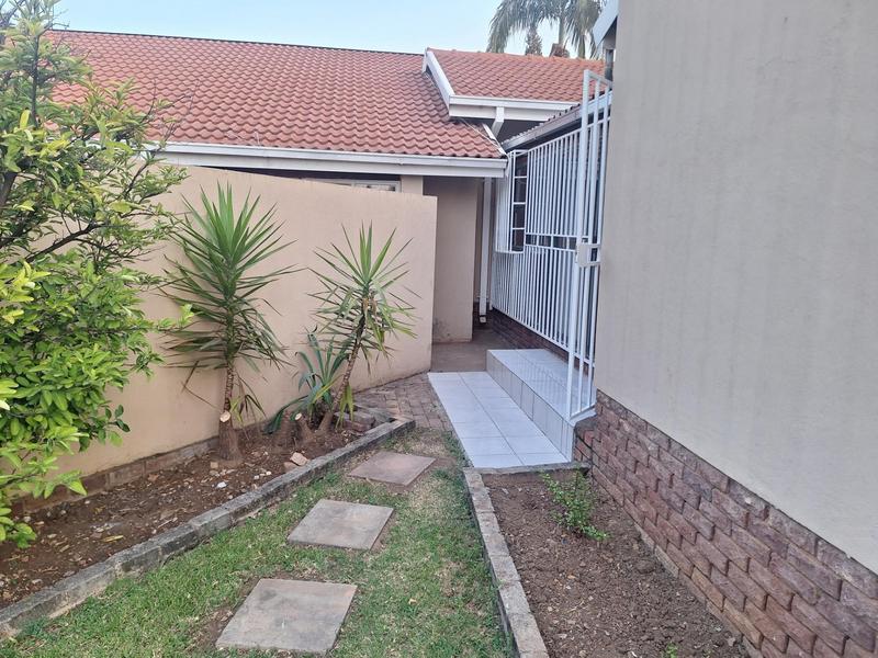 3 Bedroom Property for Sale in Waterkloof Glen Gauteng