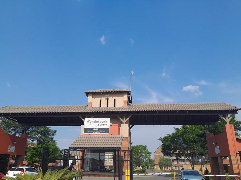 2 Bedroom Property for Sale in Wonderpark Estate Gauteng