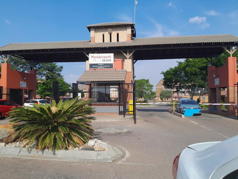 2 Bedroom Property for Sale in Wonderpark Estate Gauteng