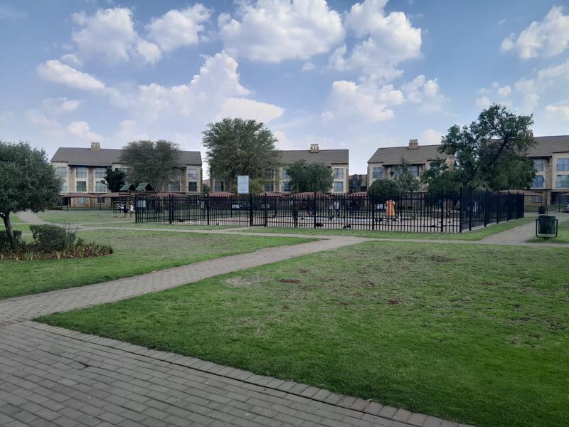 2 Bedroom Property for Sale in Wonderpark Estate Gauteng