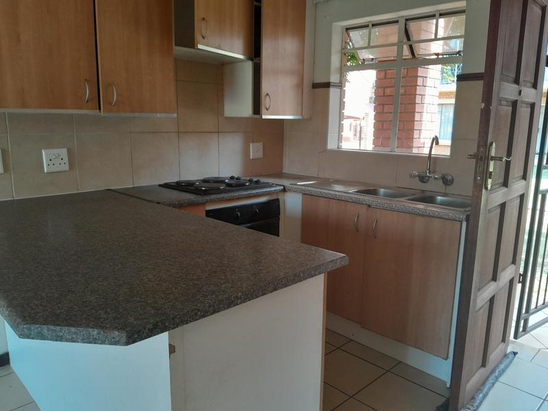 2 Bedroom Property for Sale in Wonderpark Estate Gauteng