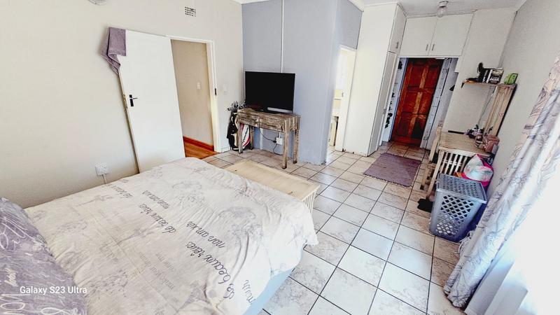4 Bedroom Property for Sale in Verwoerdpark Gauteng
