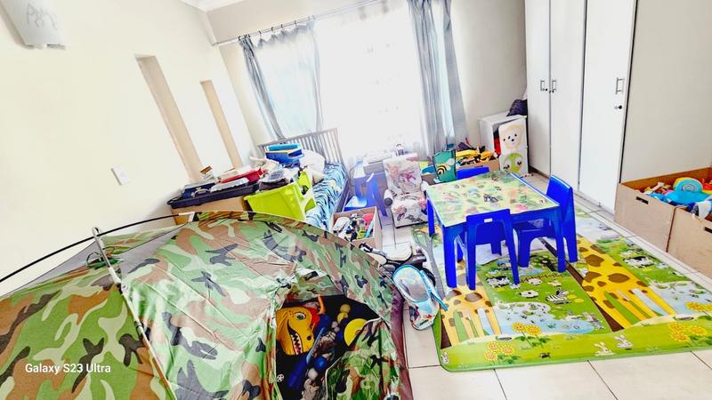 4 Bedroom Property for Sale in Verwoerdpark Gauteng