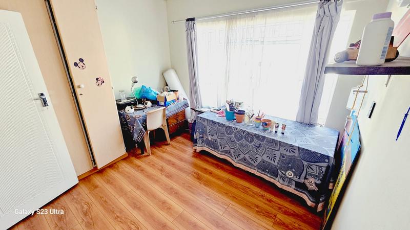 4 Bedroom Property for Sale in Verwoerdpark Gauteng