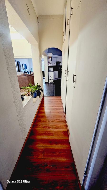 4 Bedroom Property for Sale in Verwoerdpark Gauteng