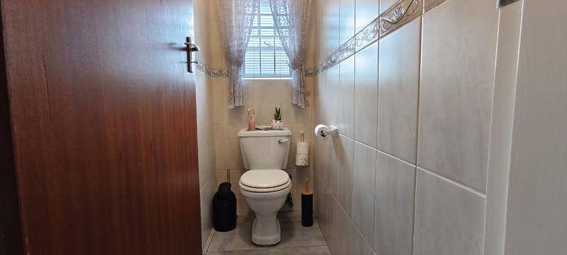 2 Bedroom Property for Sale in Brentwood Park Gauteng