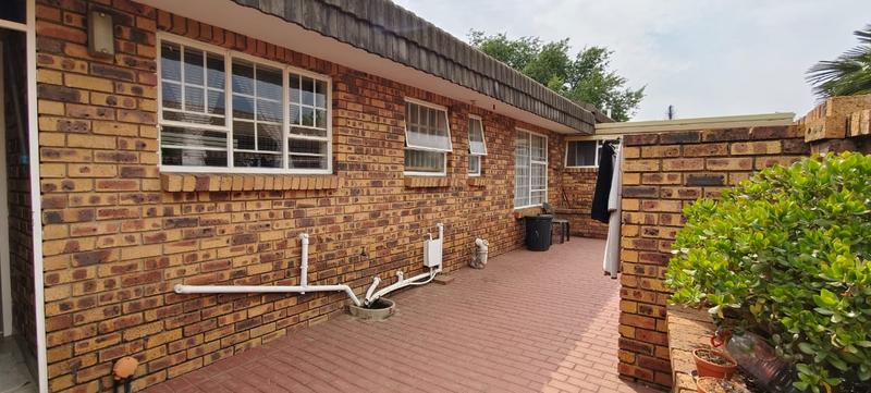 2 Bedroom Property for Sale in Brentwood Park Gauteng