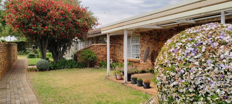 2 Bedroom Property for Sale in Brentwood Park Gauteng