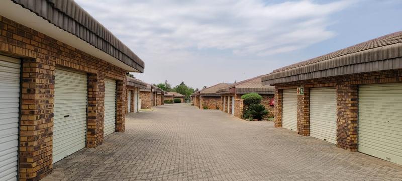 2 Bedroom Property for Sale in Brentwood Park Gauteng