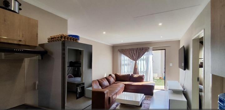 3 Bedroom Property for Sale in Albertsdal Gauteng