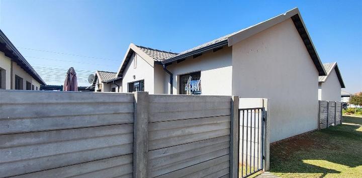 3 Bedroom Property for Sale in Albertsdal Gauteng
