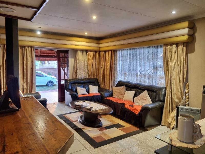 3 Bedroom Property for Sale in Dawn Park Gauteng
