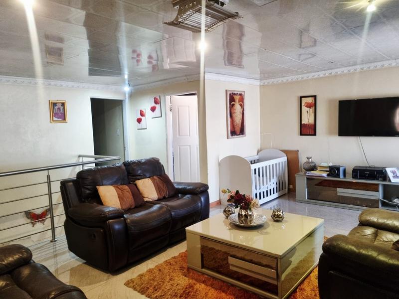 3 Bedroom Property for Sale in Roodekop Gauteng