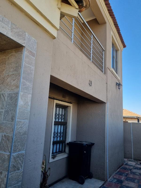 3 Bedroom Property for Sale in Roodekop Gauteng