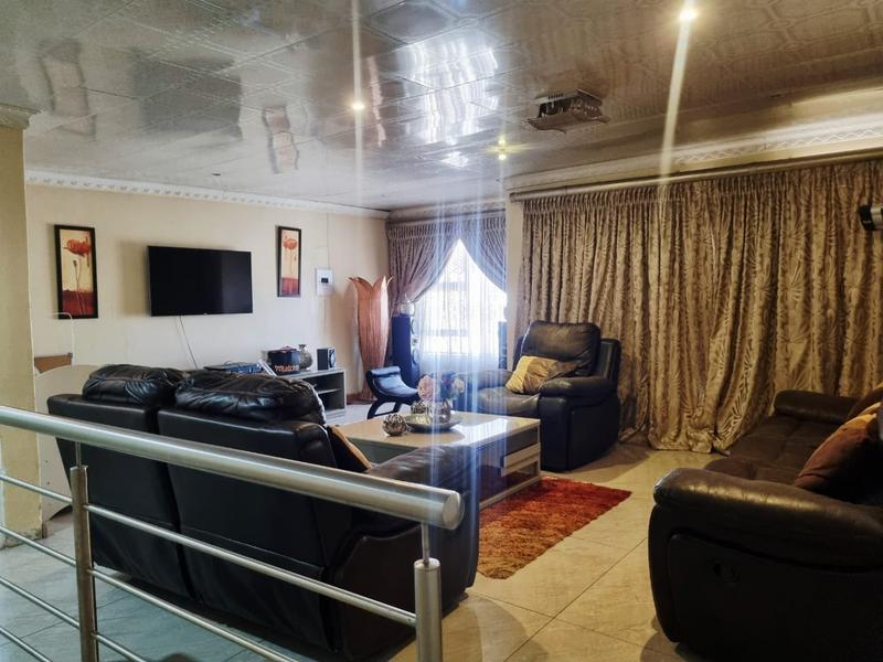 3 Bedroom Property for Sale in Roodekop Gauteng