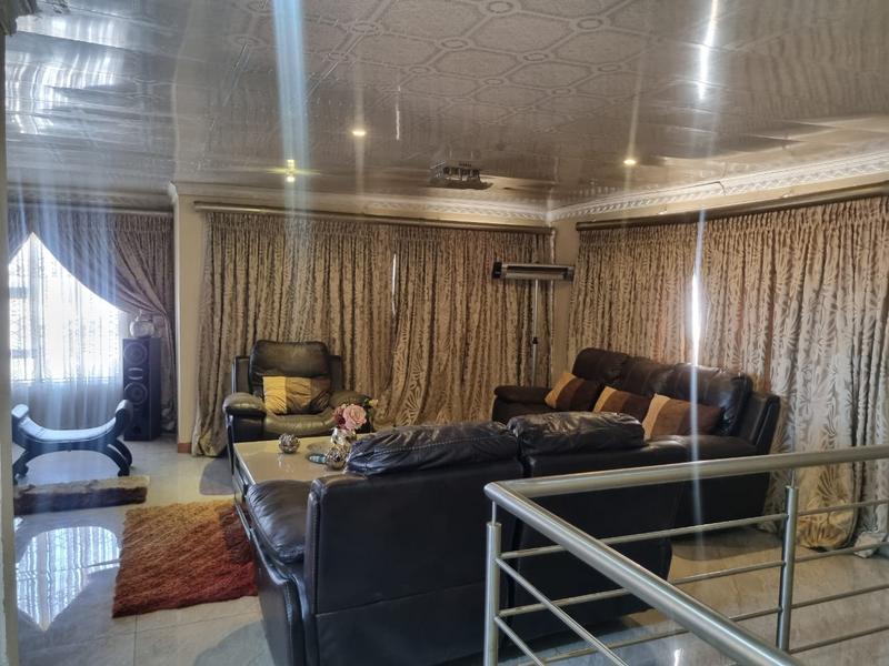 3 Bedroom Property for Sale in Roodekop Gauteng