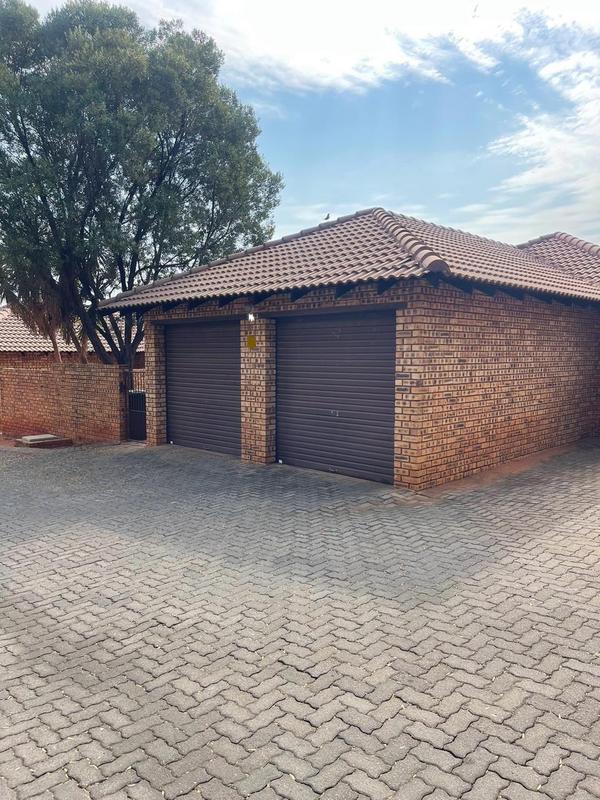3 Bedroom Property for Sale in Amandasig Gauteng