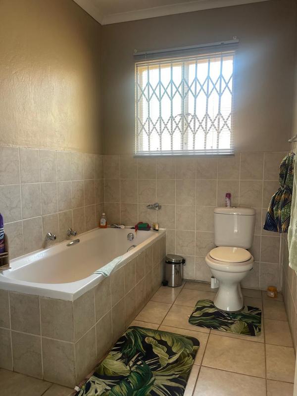 3 Bedroom Property for Sale in Amandasig Gauteng