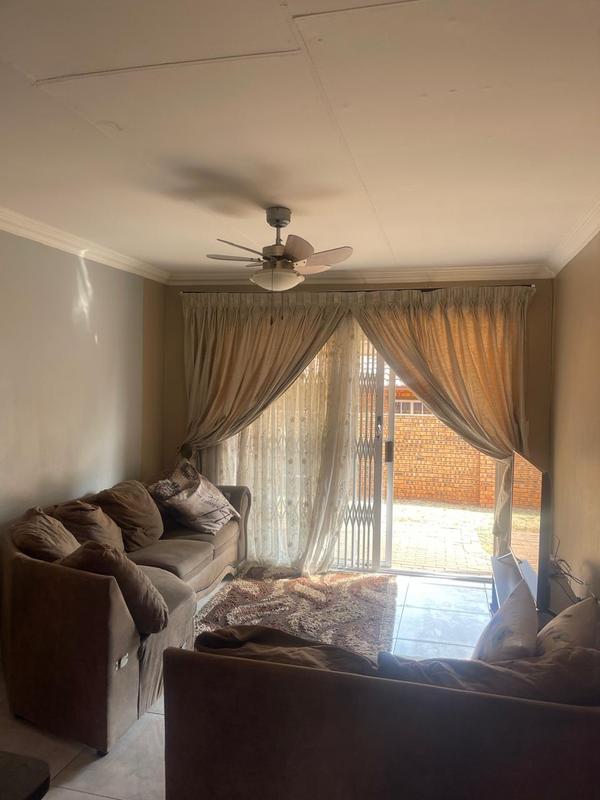 3 Bedroom Property for Sale in Amandasig Gauteng