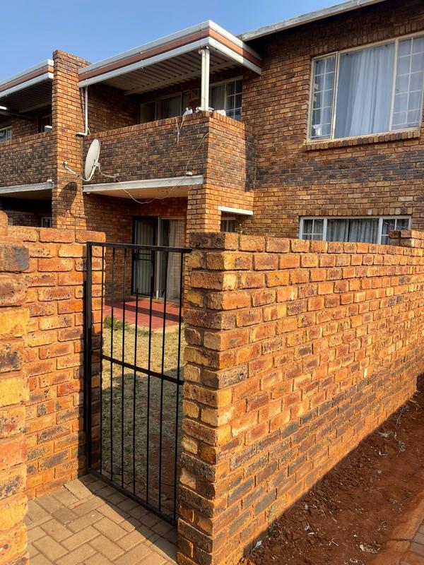 2 Bedroom Property for Sale in Clarina Gauteng