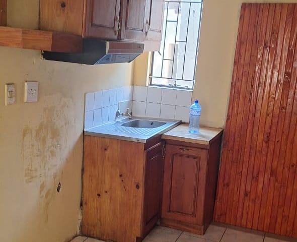 10 Bedroom Property for Sale in Tembisa Gauteng