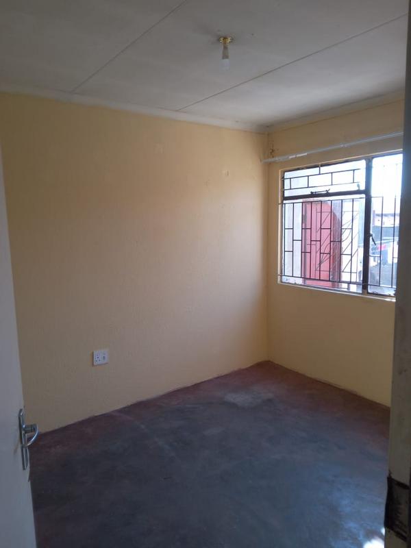 10 Bedroom Property for Sale in Tembisa Gauteng