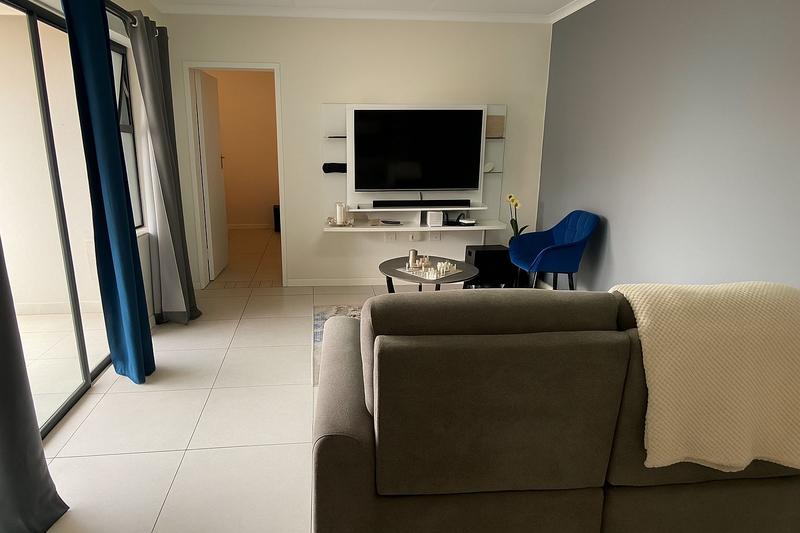 To Let 1 Bedroom Property for Rent in Modderfontein Gauteng