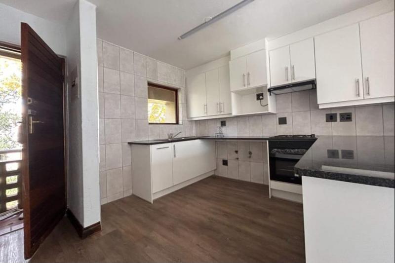 1 Bedroom Property for Sale in New Market Gauteng