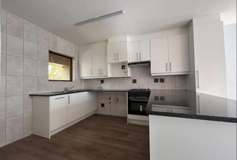 1 Bedroom Property for Sale in New Market Gauteng