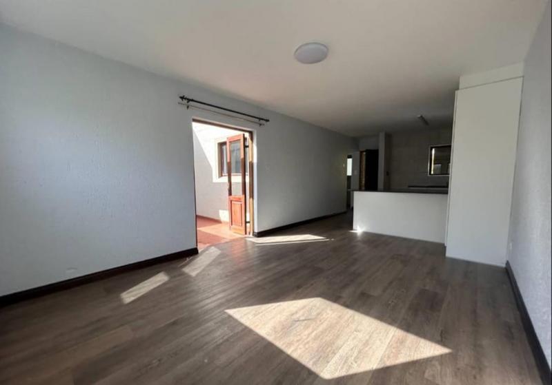 1 Bedroom Property for Sale in New Market Gauteng