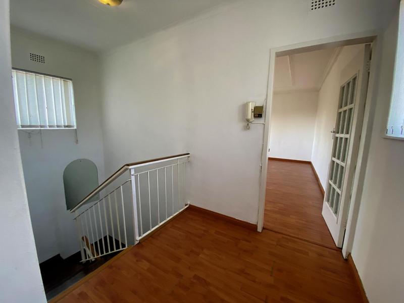To Let 1 Bedroom Property for Rent in Fairland Gauteng