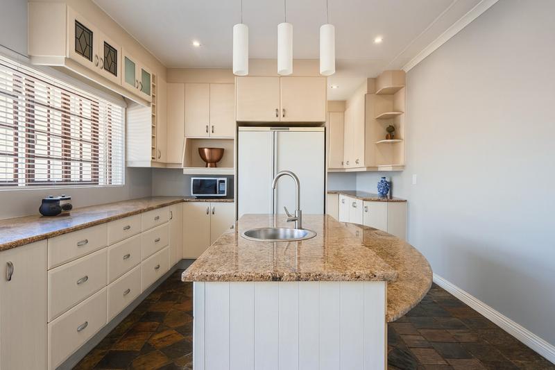 To Let 5 Bedroom Property for Rent in Menlo Park Gauteng